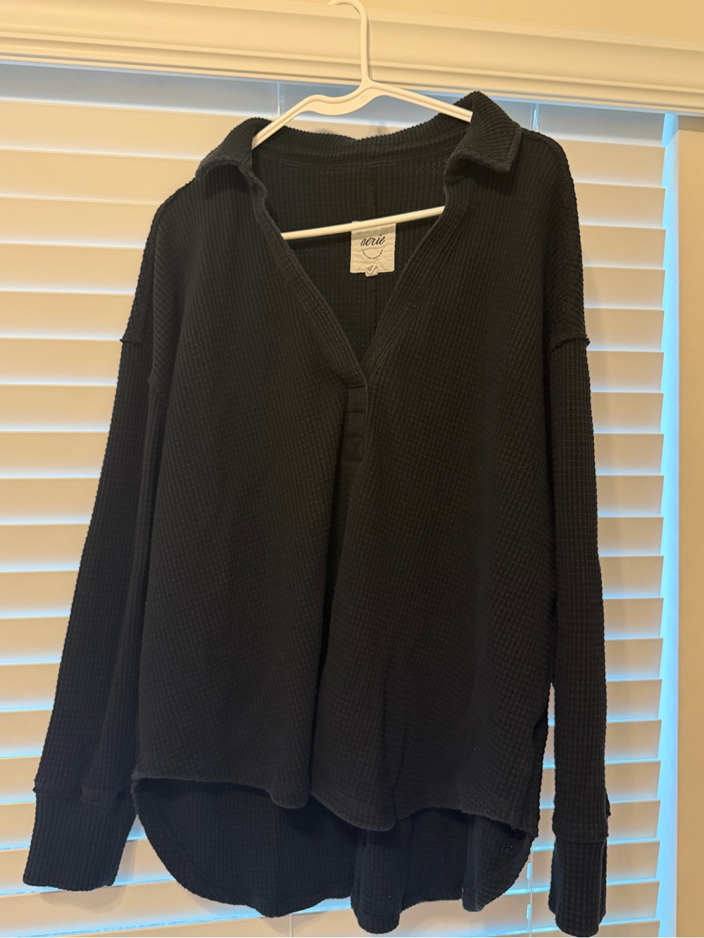 aerie Charcoal Gray Waffle Knit Top